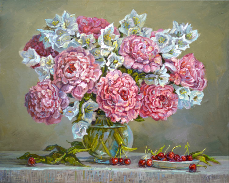 Пионы с колокольчиками