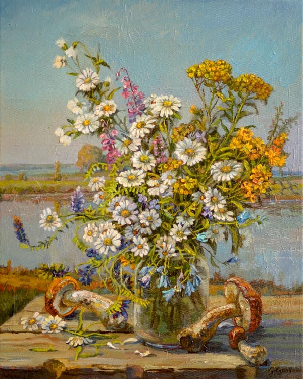 За окнами август